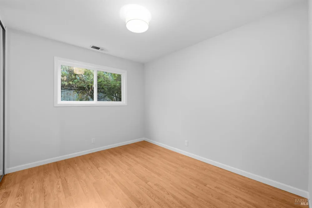 107 Baruna Court Novato, CA 94945