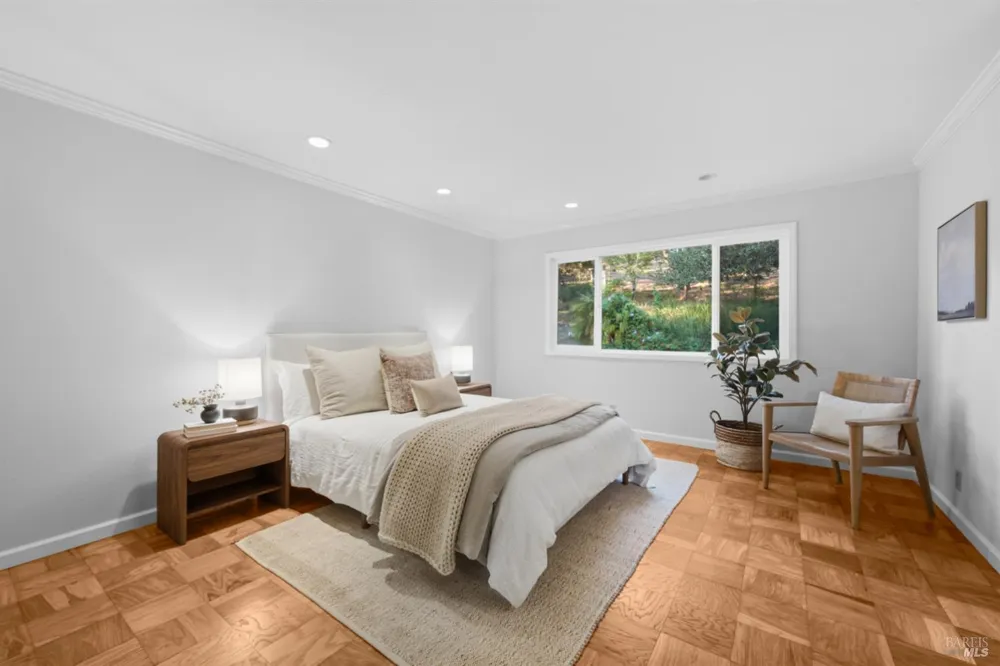 107 Baruna Court Novato, CA 94945