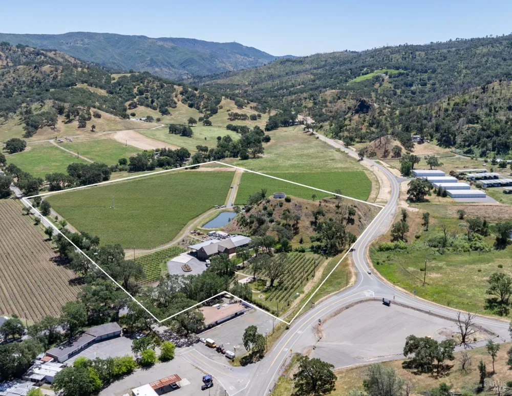 6015 Steele Canyon Road Napa, CA 94558