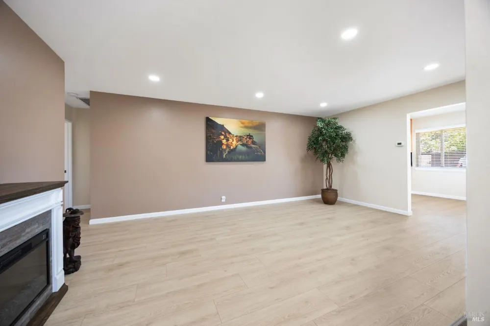340 Lamont Court Vallejo, CA 94591