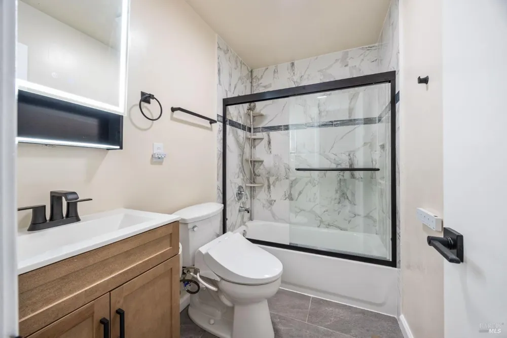 340 Lamont Court Vallejo, CA 94591