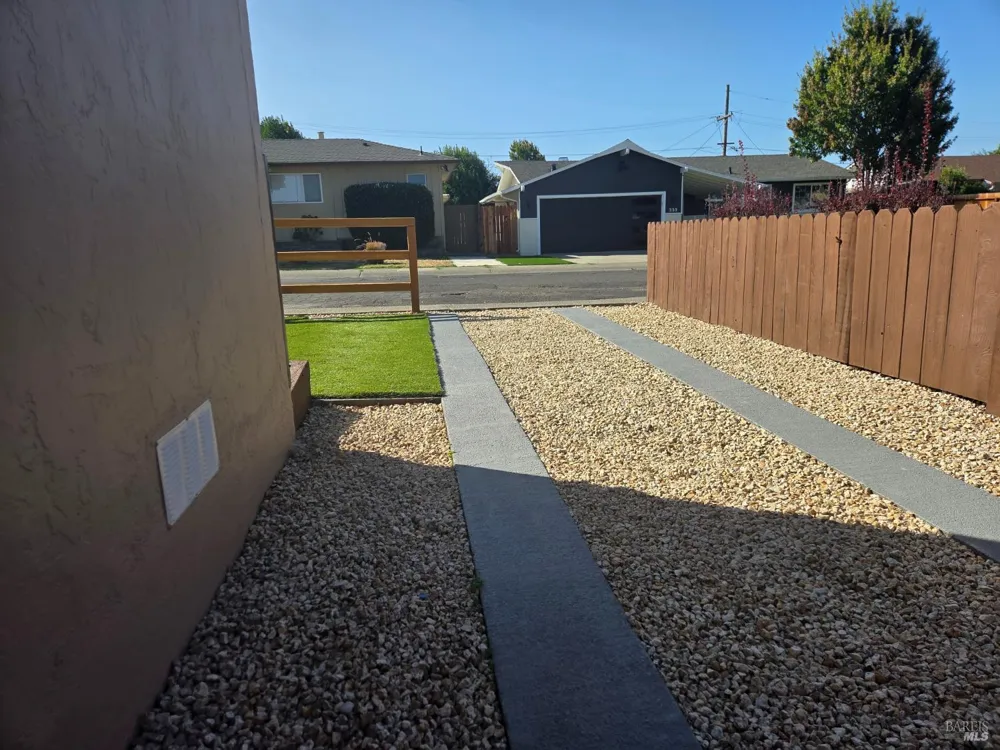 340 Lamont Court Vallejo, CA 94591