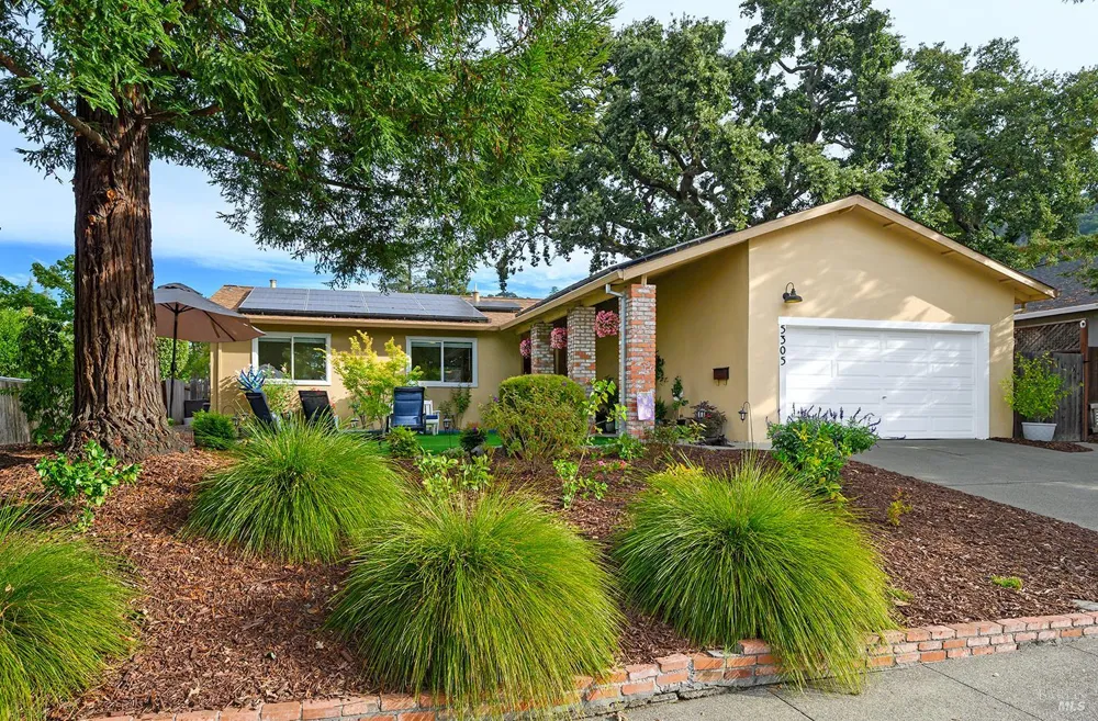 5305 San Luis Avenue Santa Rosa, CA 95409