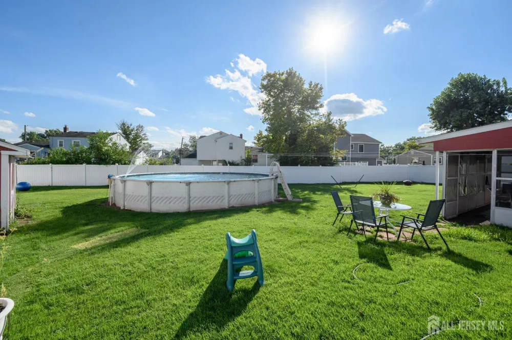 71 Aberdeen Avenue Iselin, NJ 08830