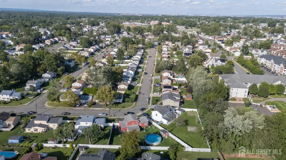 71 Aberdeen Avenue Iselin, NJ 08830