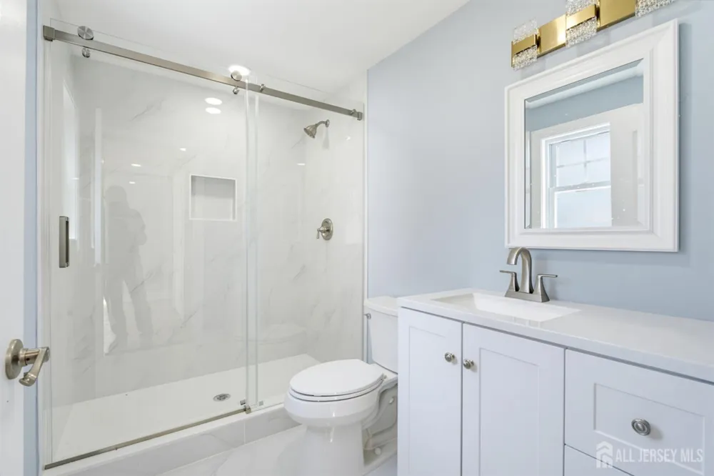 10 Snyder Avenue Sayreville, NJ 08872