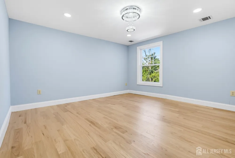 10 Snyder Avenue Sayreville, NJ 08872