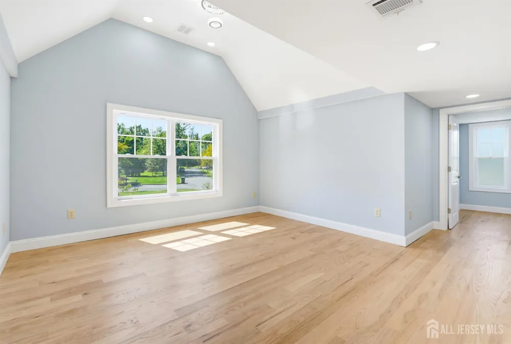 10 Snyder Avenue Sayreville, NJ 08872