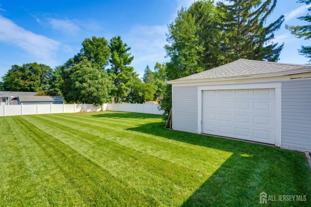 10 Snyder Avenue Sayreville, NJ 08872