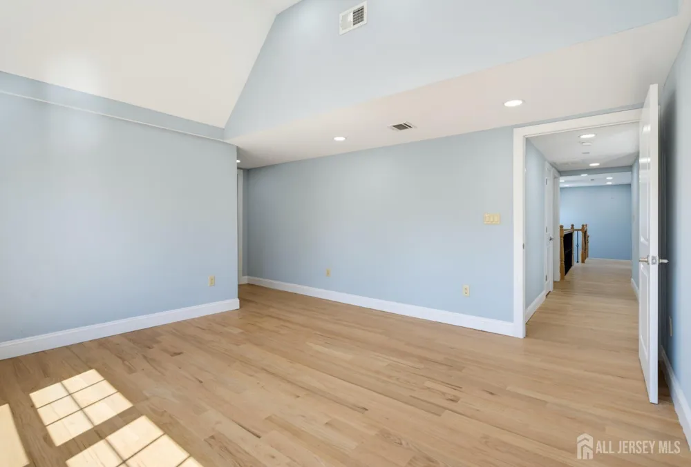 10 Snyder Avenue Sayreville, NJ 08872