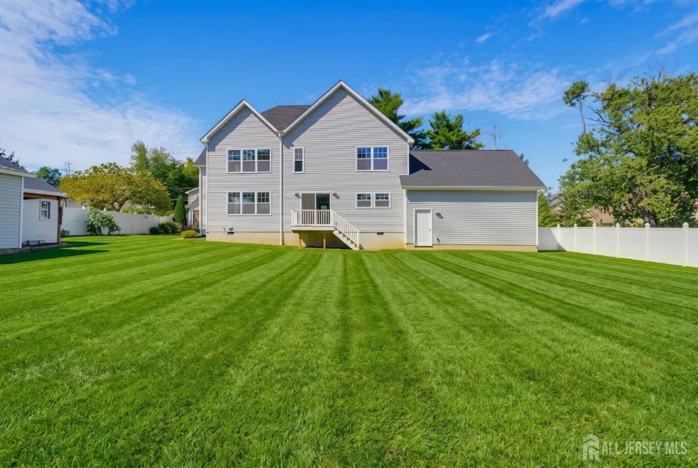 10 Snyder Avenue Sayreville, NJ 08872