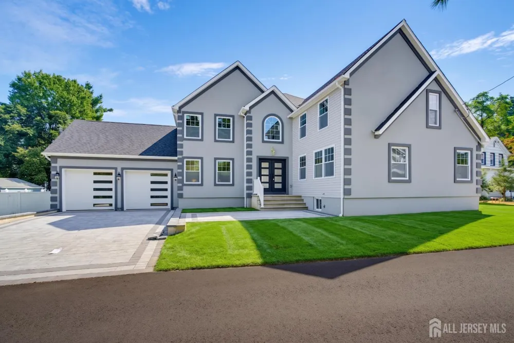 10 Snyder Avenue Sayreville, NJ 08872