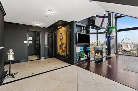 3350 Mccue Road #2404