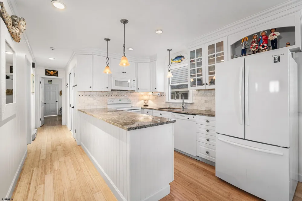 5157 West Ave Ocean City, NJ 08226
