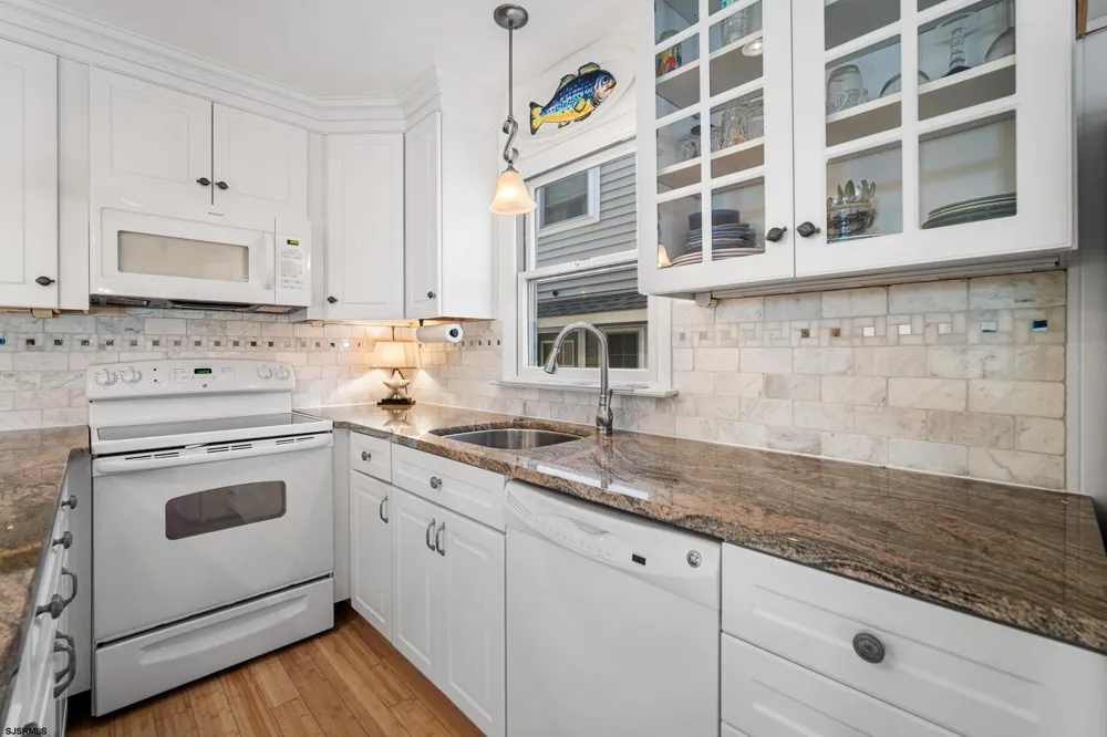 5157 West Ave Ocean City, NJ 08226
