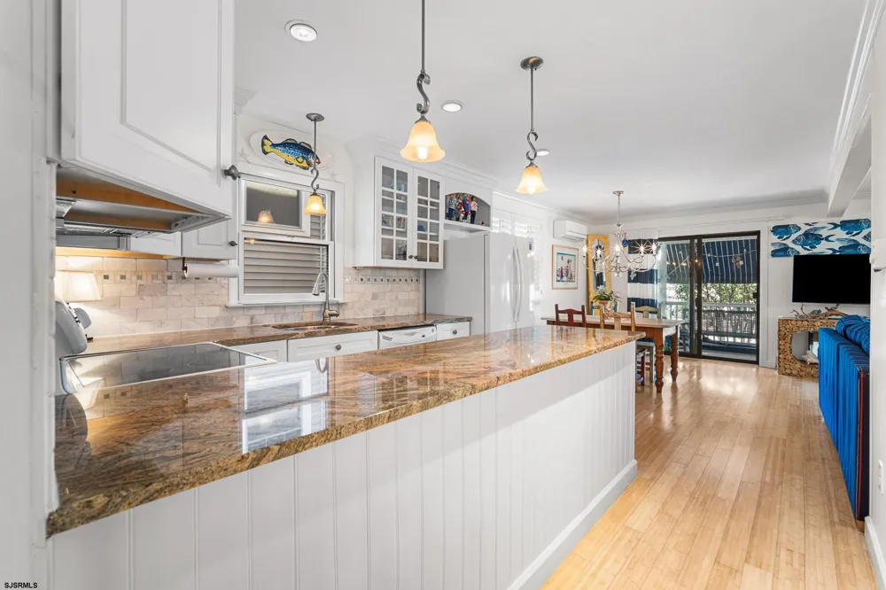 5157 West Ave Ocean City, NJ 08226