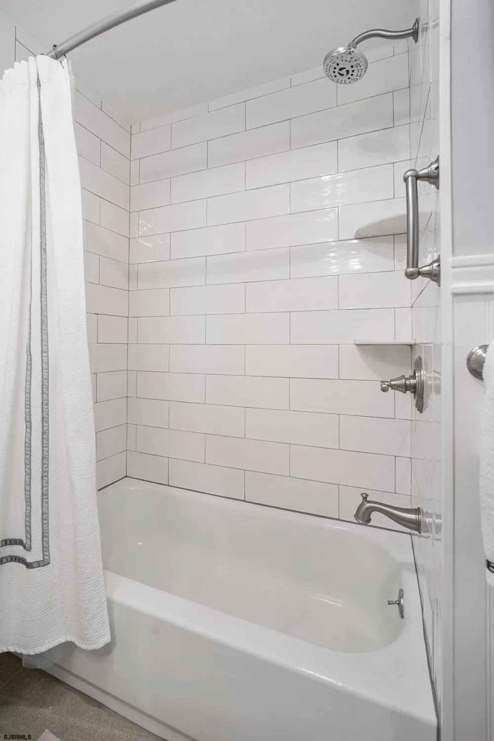 5157 West Ave Ocean City, NJ 08226