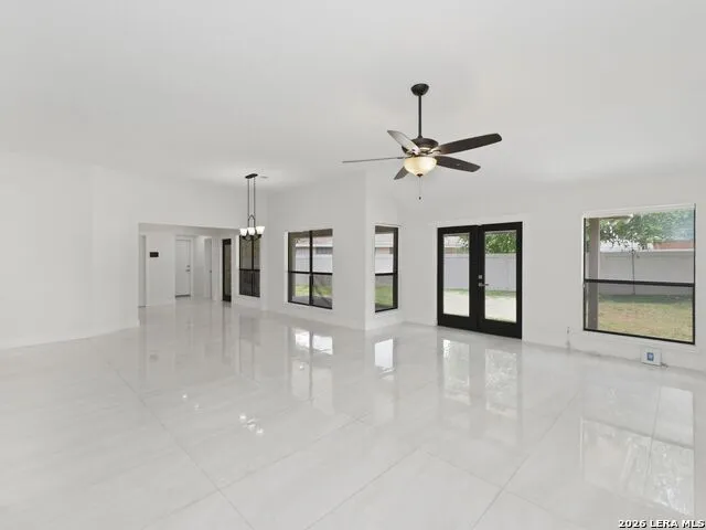 1147 Quail Hollow Laredo, TX 78045