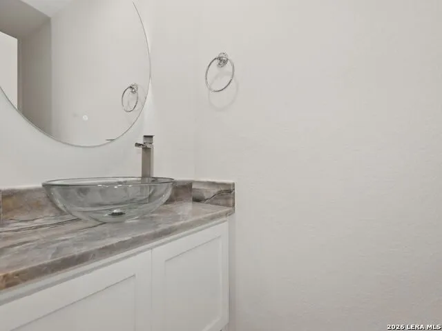 1147 Quail Hollow Laredo, TX 78045