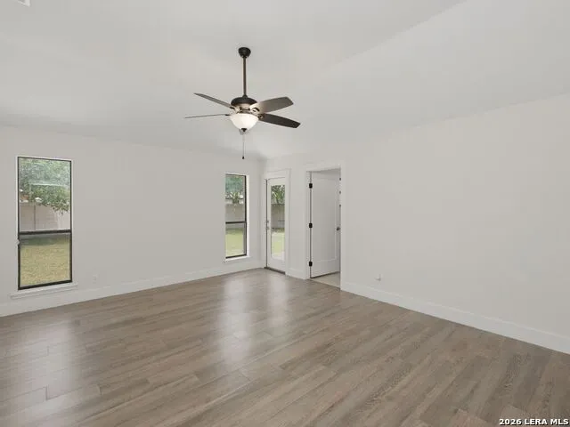 1147 Quail Hollow Laredo, TX 78045