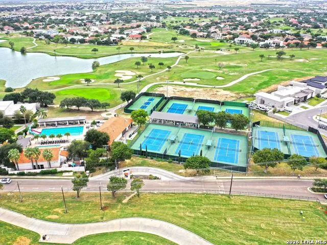 1147 Quail Hollow Laredo, TX 78045