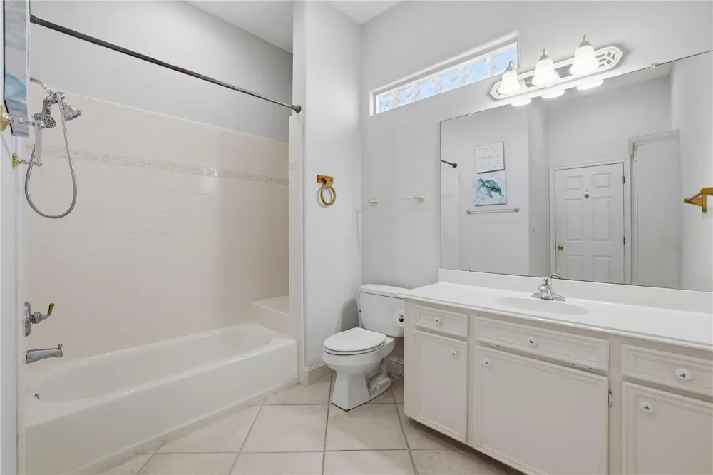 414 Westerly Tiki Island, TX 77554
