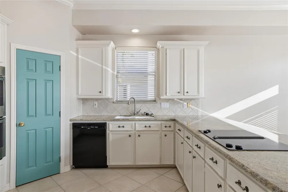 414 Westerly Tiki Island, TX 77554