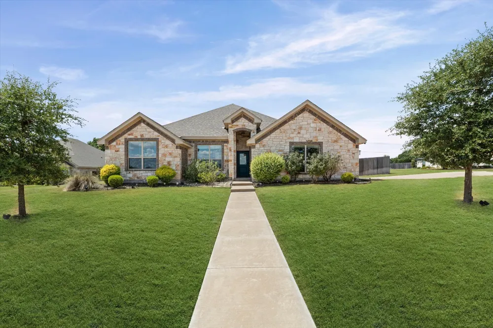125 Mini Road Lorena, TX 76655