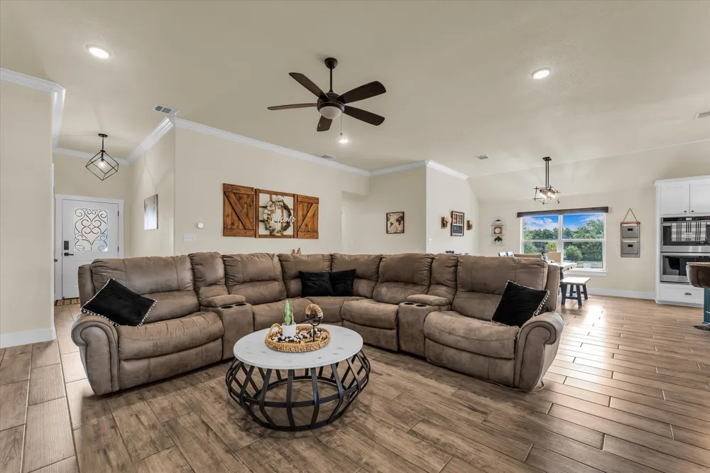 125 Mini Road Lorena, TX 76655