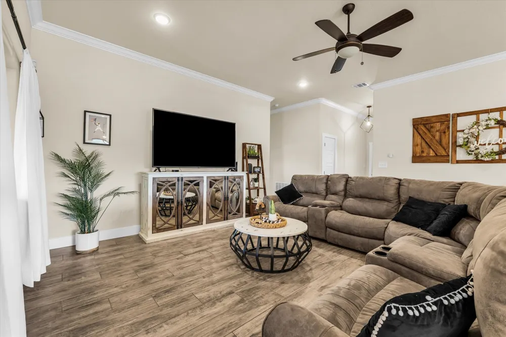 125 Mini Road Lorena, TX 76655