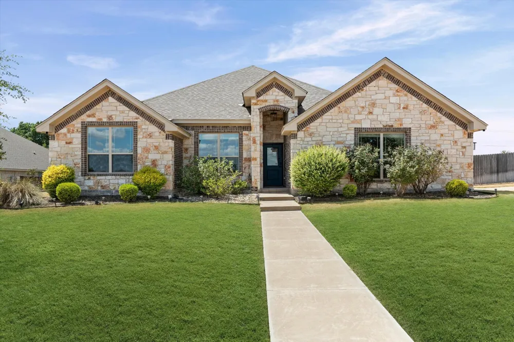 125 Mini Road Lorena, TX 76655