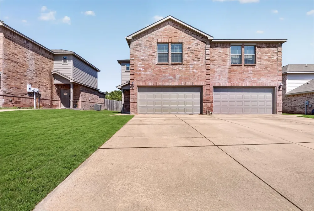 606 E College Street Princeton, TX 75407