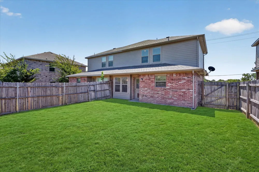606 E College Street Princeton, TX 75407