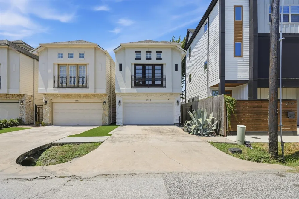 2513 Detering Street Houston, TX 77007