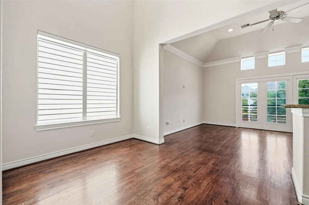 2513 Detering Street Houston, TX 77007