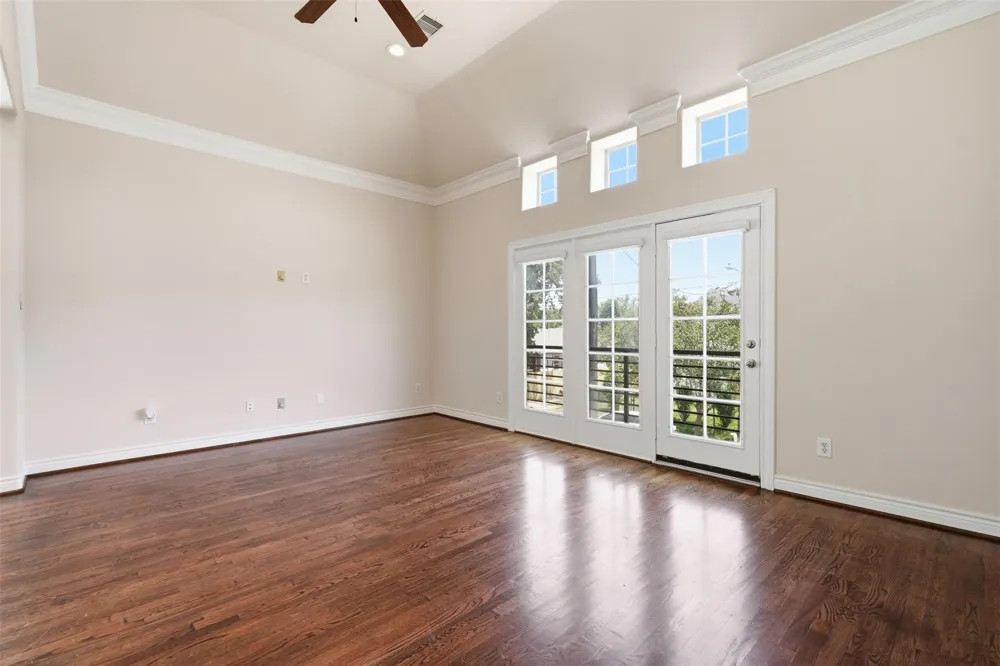 2513 Detering Street Houston, TX 77007