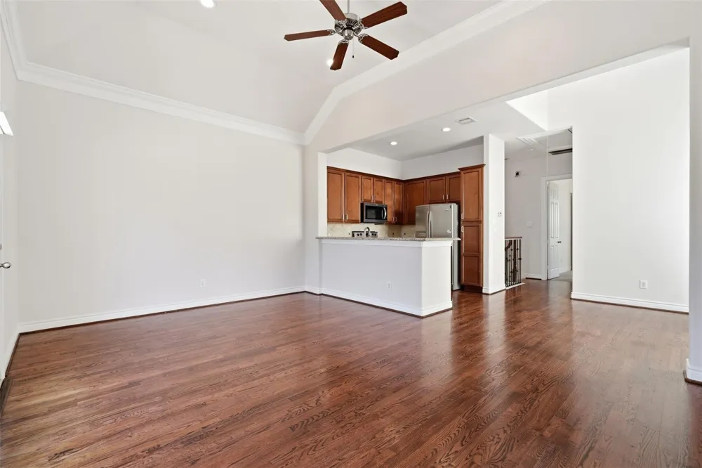 2513 Detering Street Houston, TX 77007