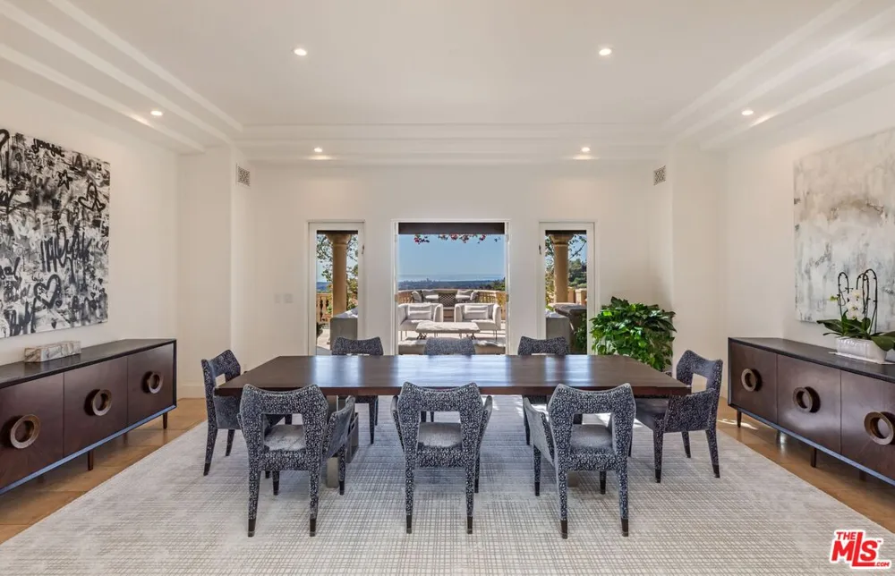 1309 Davies Drive Beverly Hills, CA 90210