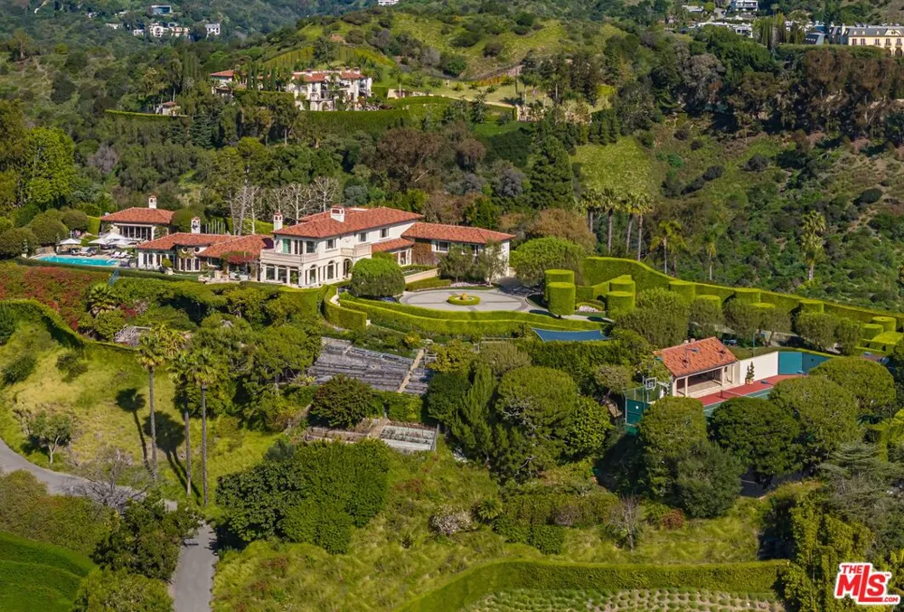 1309 Davies Drive Beverly Hills, CA 90210