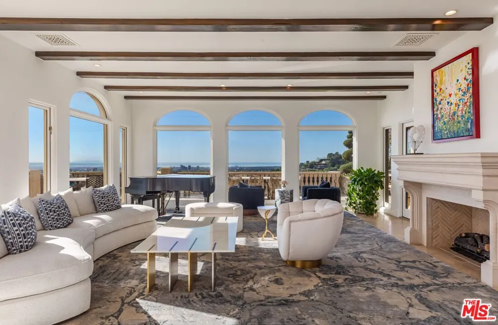 1309 Davies Drive Beverly Hills, CA 90210