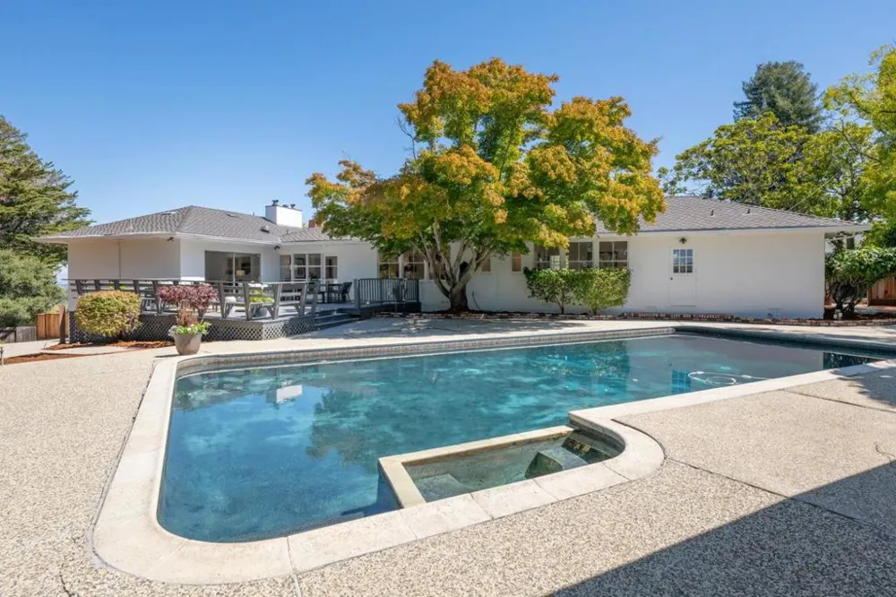 860 Longview Road Hillsborough, CA 94010