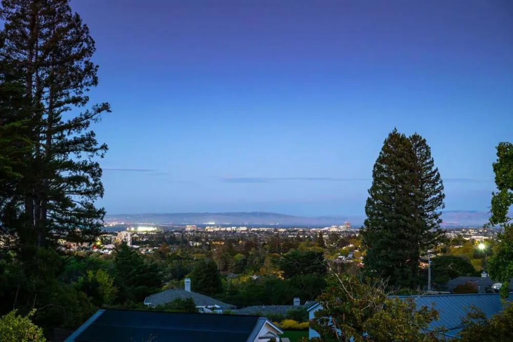 860 Longview Road Hillsborough, CA 94010