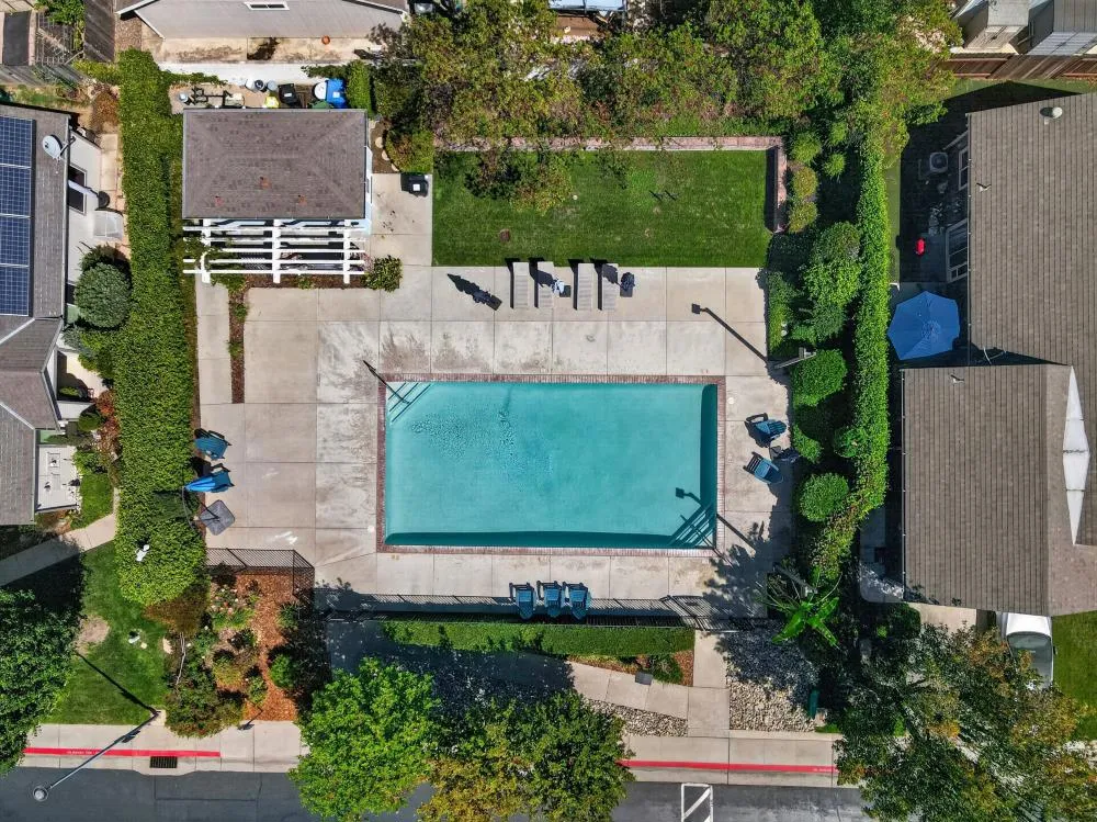 6416 Laguna Mirage Lane Elk Grove, CA 95758