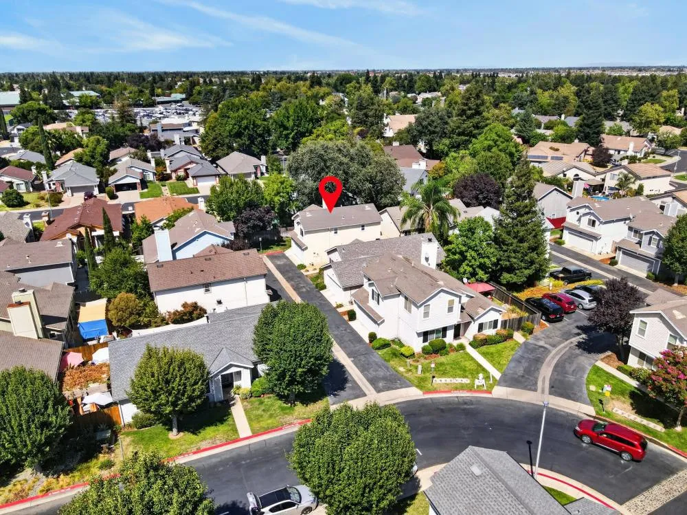 6416 Laguna Mirage Lane Elk Grove, CA 95758