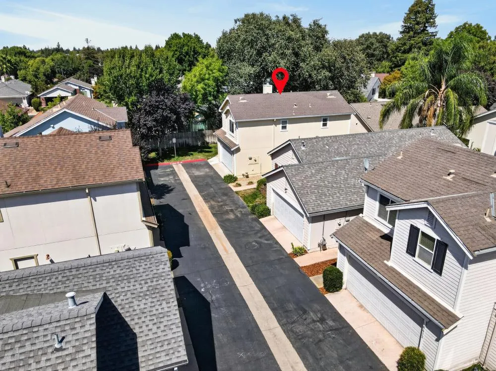 6416 Laguna Mirage Lane Elk Grove, CA 95758
