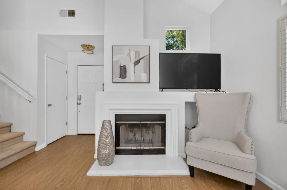 6416 Laguna Mirage Lane Elk Grove, CA 95758