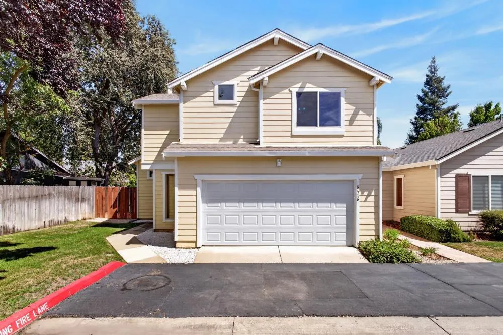 6416 Laguna Mirage Lane Elk Grove, CA 95758