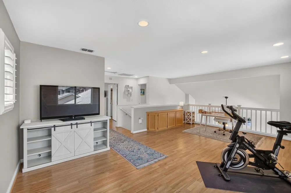 6416 Laguna Mirage Lane Elk Grove, CA 95758