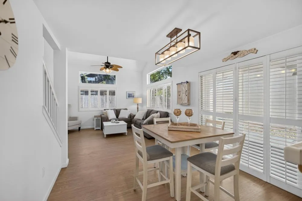 6416 Laguna Mirage Lane Elk Grove, CA 95758
