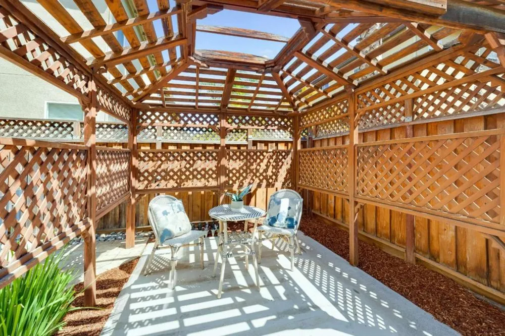 1094 Rock Avenue San Jose, CA 95131